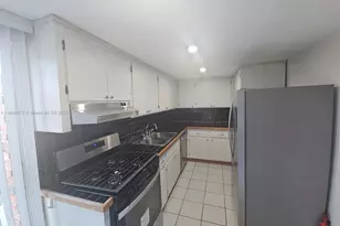 6782 Brookline Dr, Hialeah, FL 33015 - Photo 13