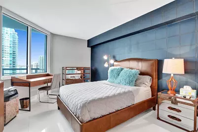 325 S Biscayne Blvd #2519, Miami, FL 33131 - Photo 19