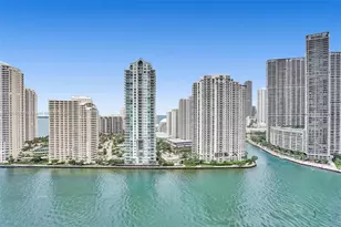 325 S Biscayne Blvd, Miami, FL 33131 - Photo 29
