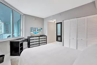 325 S Biscayne Blvd #2519, Miami, FL 33131 - Photo 15