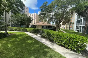 619 NE 14th Ave, Hallandale Beach, FL 33009 - Photo 33