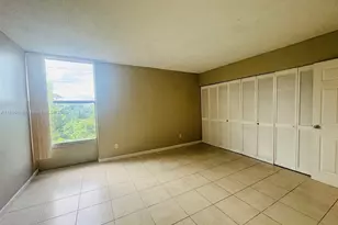 2000 NE 135th St, North Miami, FL 33181 - Photo 7