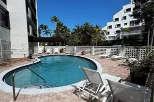77 Crandon Blvd, Key Biscayne, FL 33149 - Photo 3