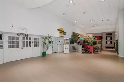 5401 Collins Ave #CU-9, Miami Beach, FL 33140 - Photo 29