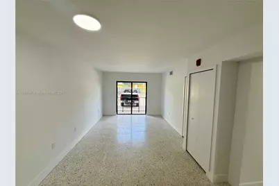180 NE 57th St #9, Miami, FL 33137 - Photo 5