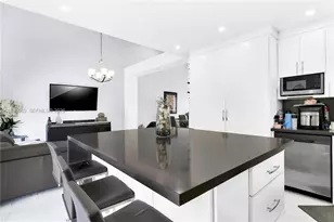 11126 SW 148th Pl, Miami, FL 33196 - Photo 11