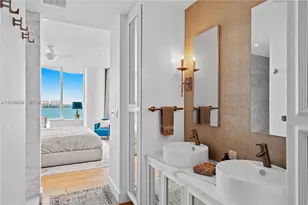 2020 N Bayshore Dr, Miami, FL 33137 - Photo 23