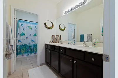 2442 NE 1st St, Homestead, FL 33033 - Photo 15