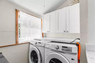 728 Newark St, West Palm Beach, FL 33401 - Photo 13