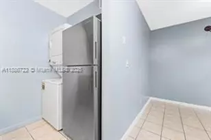 1018 Twin Lakes Dr, Coral Springs, FL 33071 - Photo 7