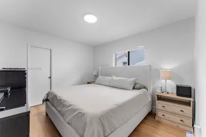 9032 SW 8th Ter, Miami, FL 33174 - Photo 17