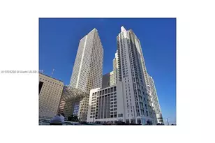 300 S Biscayne Blvd, Miami, FL 33131 - Photo 1