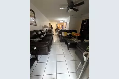 8851 NW 119 St #5222, Hialeah Gardens, FL 33018 - Photo 5