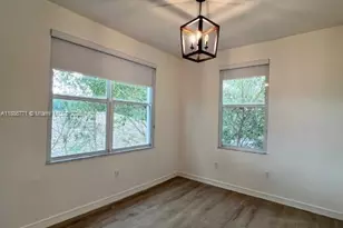 1000 SW 12th Ct, Miami, FL 33135 - Photo 15