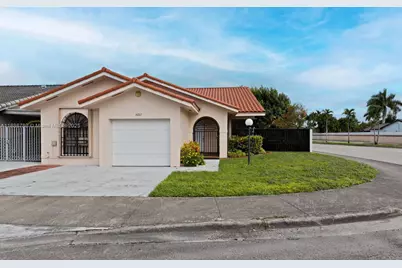 14207 SW 51st St, Miami, FL 33175 - Photo 1