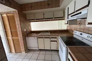 18216 Mediterranean Blvd, Hialeah, FL 33015 - Photo 37