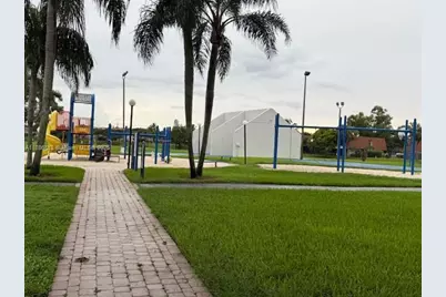 1683 SW 109th Ter #-, Davie, FL 33324 - Photo 43