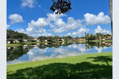 1683 SW 109th Ter #-, Davie, FL 33324 - Photo 7