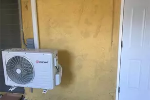 5401 NE 18th Ave, Fort Lauderdale, FL 33334 - Photo 11