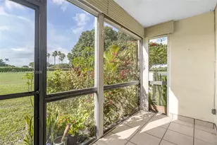 9820 S Hollybrook Lake Dr, Pembroke Pines, FL 33025 - Photo 1