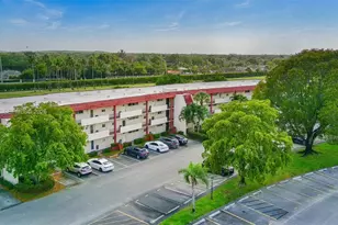 9820 S Hollybrook Lake Dr, Pembroke Pines, FL 33025 - Photo 21