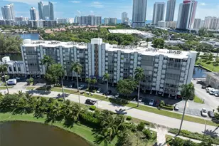 200 Diplomat Pkwy, Hallandale Beach, FL 33009 - Photo 25