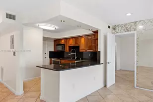 200 Diplomat Pkwy, Hallandale Beach, FL 33009 - Photo 13