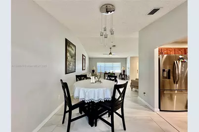 9631 NW 42nd Ct, Sunrise, FL 33351 - Photo 13