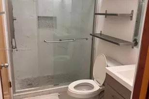 180 Royal Palm Rd, Hialeah Gardens, FL 33016 - Photo 17