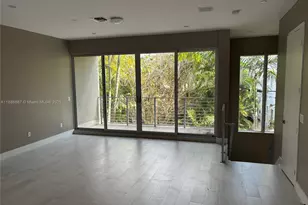 630 NE 12th Ave, Fort Lauderdale, FL 33304 - Photo 5