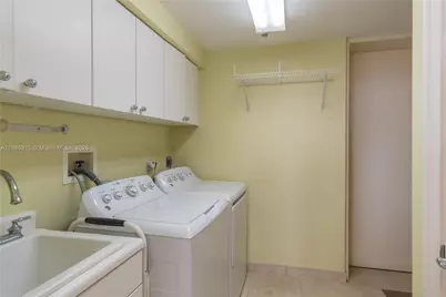 21050 Point Pl #2203, Aventura, FL 33180 - Photo 35