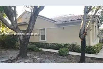 3112 Enclave Way, Lauderhill, FL 33319 - Photo 3