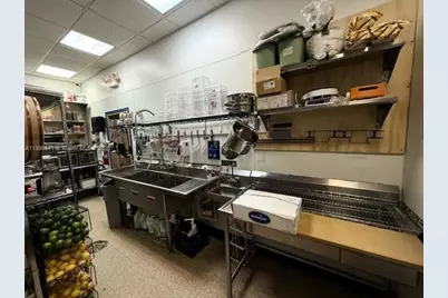 10728 NW 74th St Restaurant, Doral, FL 33178 - Photo 15