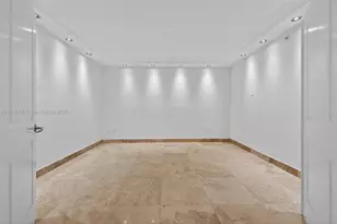 3101 S Ocean Dr, Hollywood, FL 33019 - Photo 23