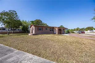 11500 SW 142nd St, Miami, FL 33176 - Photo 13