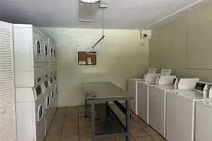 7865 SW 57th Ave, Miami, FL 33143 - Photo 17