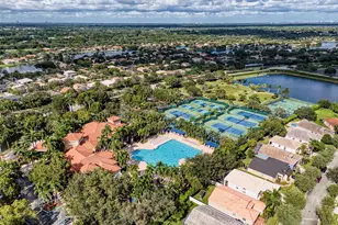 2034 NW 145th Ave, Pembroke Pines, FL 33028 - Photo 23