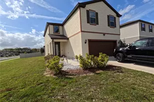 2647 E Lake Point Dr, Kissimmee, FL 34744 - Photo 3