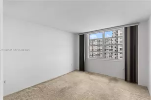 2780 NE 183rd St, Aventura, FL 33160 - Photo 25