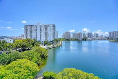 2780 NE 183rd St #1204, Aventura, FL 33160 - Photo 5