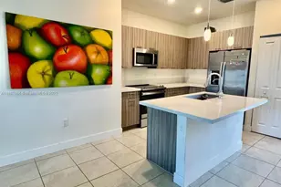 8201 NW 41st St, Doral, FL 33166 - Photo 7