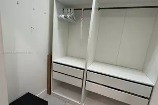 8201 NW 41st St, Doral, FL 33166 - Photo 21