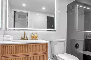 19201 Collins Ave, Sunny Isles Beach, FL 33160 - Photo 7