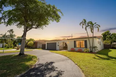 8544 Long Acre Dr, Miramar, FL 33025 - Photo 1