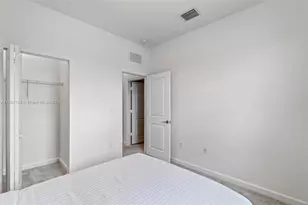 541 NW 204th St, Miami Gardens, FL 33169 - Photo 9