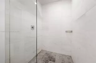 200 Sunrise Dr, Key Biscayne, FL 33149 - Photo 13