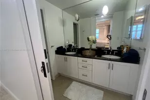 6917 Collins Ave, Miami Beach, FL 33141 - Photo 25