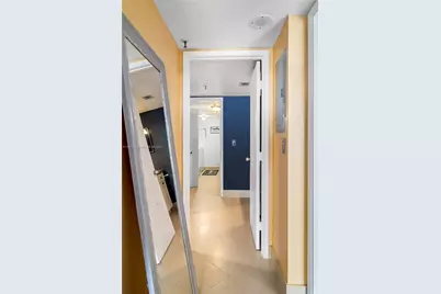 2200 S Cypress Bend Dr #804, Pompano Beach, FL 33069 - Photo 29