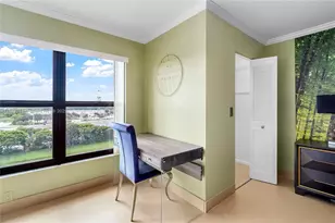 2200 S Cypress Bend Dr, Pompano Beach, FL 33069 - Photo 21