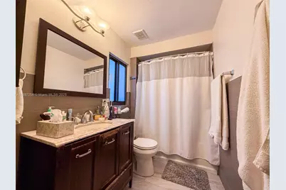 6630 Charleston St, Hollywood, FL 33024 - Photo 9